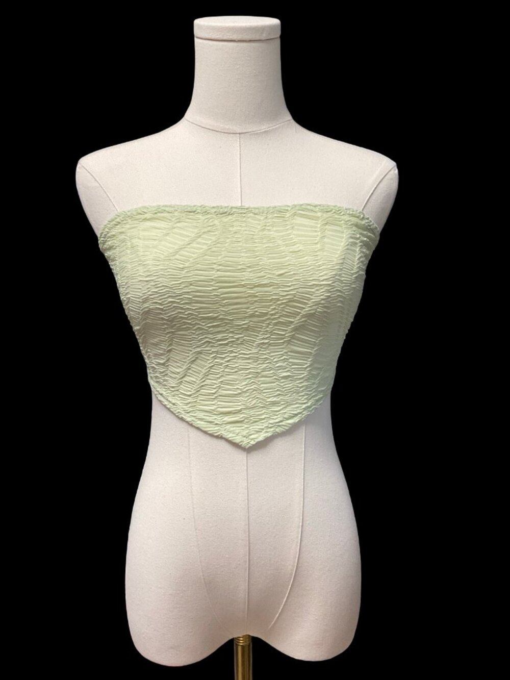 👗5/$25 - Green Handkerchief Top